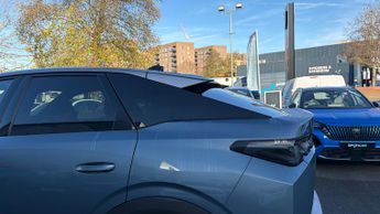 Peugeot 3008 SUV 1.2 HYBRID GT SUV 5dr Petrol Hybrid e-DSC6 Euro 6 (s/s) (136 ps)