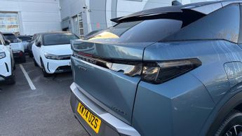 Peugeot 3008 SUV 1.2 HYBRID GT SUV 5dr Petrol Hybrid e-DSC6 Euro 6 (s/s) (136 ps)