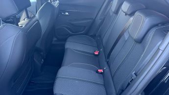 Peugeot 2008 1.2 HYBRID GT SUV 5dr Petrol Hybrid e-DSC6 Euro 6 (s/s) (136 ps)