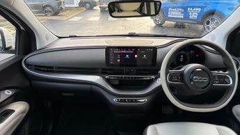 Fiat 500E 42kWh Hatchback 3dr Electric Auto (118 ps)