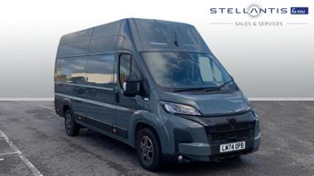 Peugeot Boxer 2.2 BlueHDi 435 Professional Panel Van 5dr Diesel Manual L4 H3 E