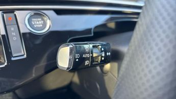 Peugeot 3008 73kWh GT SUV 5dr Electric Auto (210 ps)