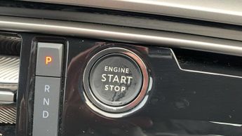 Peugeot 3008 73kWh GT SUV 5dr Electric Auto (210 ps)