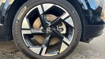 Vauxhall Grandland Electric 73kWh Ultimate SUV 5dr Electric Auto (213 ps)