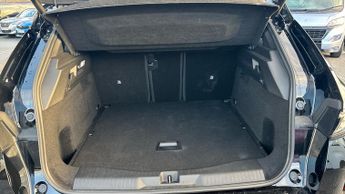 Vauxhall Grandland Electric 73kWh Ultimate SUV 5dr Electric Auto (213 ps)