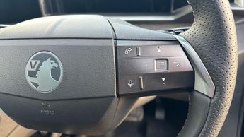 Vauxhall Grandland Electric 73kWh Ultimate SUV 5dr Electric Auto (213 ps)