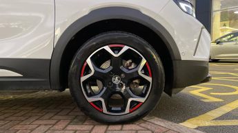 Vauxhall Mokka Electric 50kWh SRi Nav Premium SUV 5dr Electric Auto (136 ps)