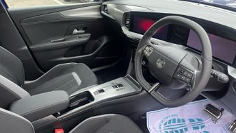 Vauxhall Mokka Electric 54kWh GS SUV 5dr Electric Auto (156 ps)