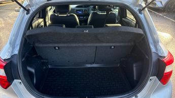 Toyota Yaris 1.5 VVT-h Excel Hatchback 5dr Petrol Hybrid E-CVT Euro 6 (s/s) (
