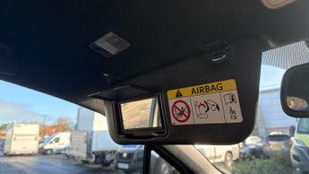 Toyota Yaris 1.5 VVT-h Excel Hatchback 5dr Petrol Hybrid E-CVT Euro 6 (s/s) (