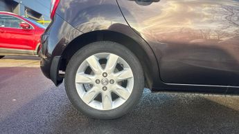 Nissan Micra 1.2 DIG-S Tekna Hatchback 5dr Petrol CVT Euro 5 (s/s) (98 ps)