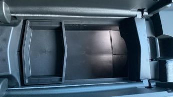 Peugeot 5008 1.2 HYBRID GT SUV 5dr Petrol Hybrid e-DSC6 Euro 6 (s/s) (145 ps)