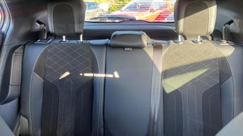 Peugeot 2008 50kWh GT Premium SUV 5dr Electric Auto (136 ps)