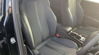 Peugeot 2008 1.2 HYBRID GT SUV 5dr Petrol Hybrid e-DSC6 Euro 6 (s/s) (145 ps)