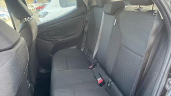 Toyota Yaris 1.5 VVT-h Design Hatchback 5dr Petrol Hybrid E-CVT Euro 6 (s/s) 
