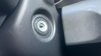 Toyota Yaris 1.5 VVT-h Design Hatchback 5dr Petrol Hybrid E-CVT Euro 6 (s/s) 