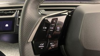 Peugeot 3008 73kWh GT SUV 5dr Electric Auto (210 ps)