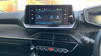 Peugeot 208 50kWh Allure Premium Hatchback 5dr Electric Auto (136 ps)
