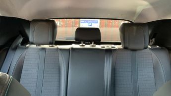 Peugeot 208 50kWh Allure Premium Hatchback 5dr Electric Auto (136 ps)