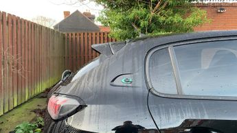 Peugeot 208 50kWh Allure Premium Hatchback 5dr Electric Auto (136 ps)