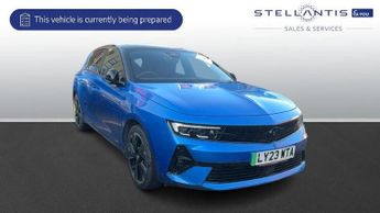 Vauxhall Astra 54kWh Ultimate Hatchback 5dr Electric Auto (156 ps)