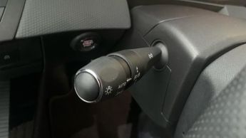 Vauxhall Astra Electric 54kWh Ultimate Hatchback 5dr Electric Auto (156 ps)