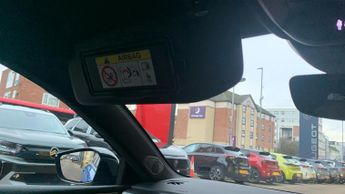 Vauxhall Astra Electric 54kWh Ultimate Hatchback 5dr Electric Auto (156 ps)