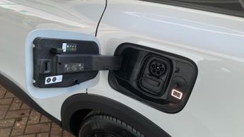 Citroen C4 50kWh e-series Hatchback 5dr Electric Auto (7.4kW Charger) (136 