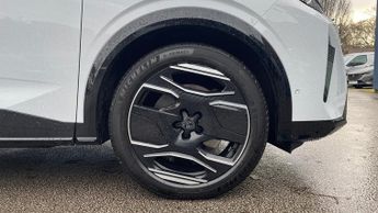 Peugeot 3008 73kWh GT SUV 5dr Electric Auto (210 ps)