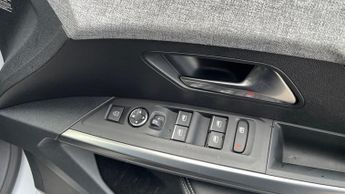 Peugeot 3008 73kWh GT SUV 5dr Electric Auto (210 ps)