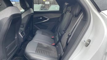 Peugeot 3008 73kWh GT SUV 5dr Electric Auto (210 ps)