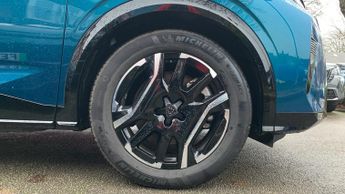 Peugeot 3008 73kWh GT SUV 5dr Electric Auto (210 ps)