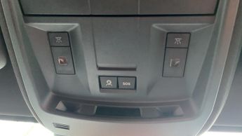 Peugeot 3008 73kWh GT SUV 5dr Electric Auto (210 ps)