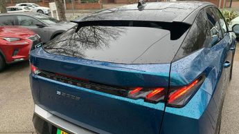 Peugeot 3008 73kWh GT SUV 5dr Electric Auto (210 ps)