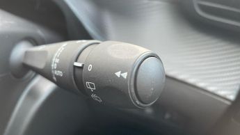 Peugeot 2008 50kWh Allure Premium SUV 5dr Electric Auto (136 ps)