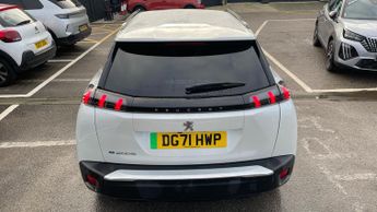 Peugeot 2008 50kWh Allure Premium SUV 5dr Electric Auto (136 ps)