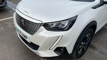 Peugeot 2008 50kWh Allure Premium SUV 5dr Electric Auto (136 ps)