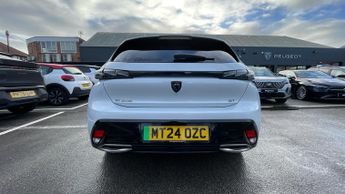 Peugeot 308 54kWh GT Hatchback 5dr Electric Auto (156 ps)