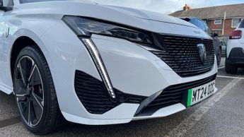 Peugeot 308 54kWh GT Hatchback 5dr Electric Auto (156 ps)