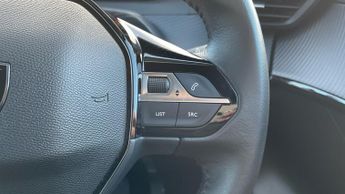 Peugeot 208 50kWh E-Style Hatchback 5dr Electric Auto (7.4kW Charger) (136 p