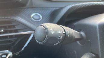 Peugeot 208 50kWh E-Style Hatchback 5dr Electric Auto (7.4kW Charger) (136 p