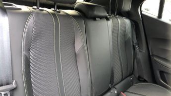 Peugeot 2008 50kWh GT SUV 5dr Electric Auto (7kW Charger) (136 ps)