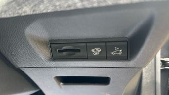 Peugeot 3008 73kWh GT SUV 5dr Electric Auto (210 ps)