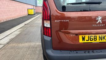 Peugeot Rifter 1.5 BlueHDi Allure Standard MPV 5dr Diesel EAT Euro 6 (s/s) (130