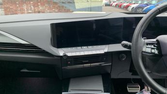 Vauxhall Astra 1.6 12.4kWh GSe Hatchback 5dr Petrol Plug-in Hybrid Auto Euro 6 