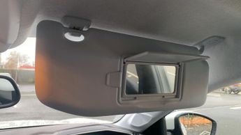 Peugeot 208 50kWh Allure Premium Hatchback 5dr Electric Auto (136 ps)