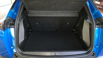 Peugeot 2008 50kWh Allure SUV 5dr Electric Auto (136 ps)