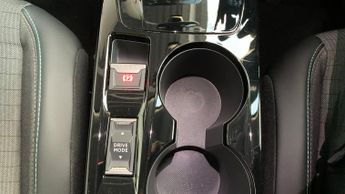 Peugeot 2008 50kWh Allure SUV 5dr Electric Auto (136 ps)