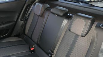 Peugeot 2008 50kWh Allure SUV 5dr Electric Auto (136 ps)