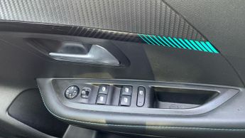 Peugeot 208 50kWh Allure Hatchback 5dr Electric Auto (136 ps)